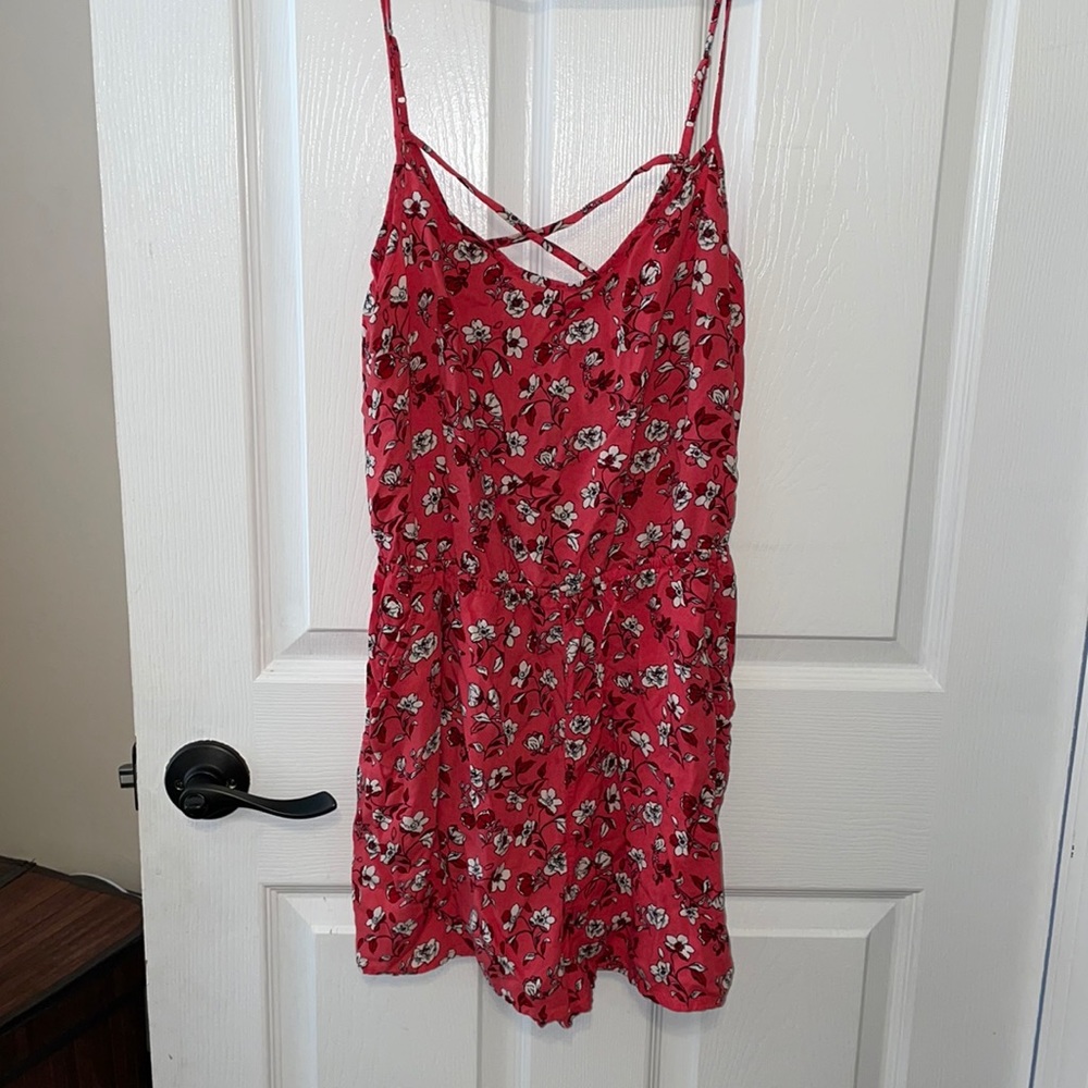 Floral Romper with pockets! Size 10